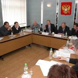 Совещание руководителя Госкомрыболовства Андрея Крайнего с руководителями отраслевых общественных организаций. Владивосток, октябрь, 2007 г.
