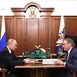 Президент Владимир ПУТИН провел встречу с бизнес-омбудсменом Борисом ТИТОВЫМ. Фото пресс-службы главы государства