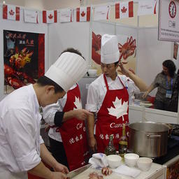 12 ежегодная выставка-ярмарка достижений китайской рыбной отрасли «China Fisheries & Seafood Expo». Далянь, ноябрь 2007 г.