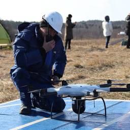 Беспилотник вертолетного типа оснащен камерой высокого разрешения и тепловизором. Фото пресс-службы правительства Сахалинской области