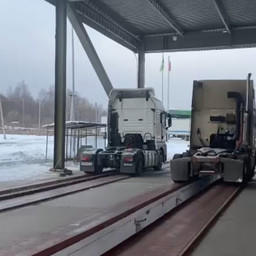 С 28 января по 14 февраля китайская сторона приостановит международное сообщение через пункт пропуска «Краскино». Фото пресс-службы Дальневосточного таможенного управления