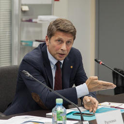 Заместитель губернатора Сахалинской области Сергей ПОДОЛЯН