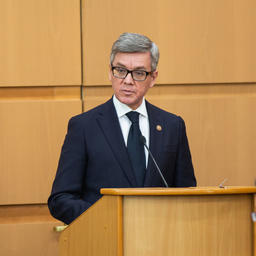 Президентом Всероссийской ассоциации рыбохозяйственных предприятий, предпринимателей и экспортеров (ВАРПЭ) переизбран Герман ЗВЕРЕВ