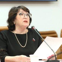 Член Комитета Совета Федерации по аграрно-продовольственной политике и природопользованию Людмила ТАЛАБАЕВА. Фото пресс-службы СФ