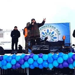 Ни хвоста ни чешуи пожелал рыболовам губернатор Валерий ЛИМАРЕНКО