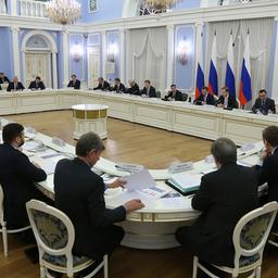 Совещание о взаимодействии производителей сельскохозяйственной продукции, торговых организаций и иных субъектов торговой деятельности. Фото пресс-службы Правительства РФ