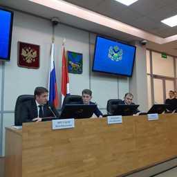Совещание с представителями рыбной отрасли Приморья провели замминистра сельского хозяйства РФ – руководитель Росрыболовства Илья ШЕСТАКОВ и врио губернатора Олег КОЖЕМЯКО