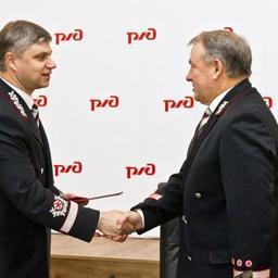 Президент ОАО «Российские железные дороги» Олег Белозеров представил нового начальника ДВЖД Николая Маклыгина. Фото пресс-центра РЖД