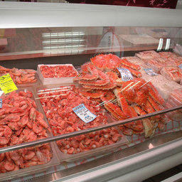 Морепродукты на рынке Владивостока