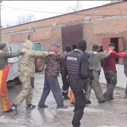 В Ростовской области силовики пресекли деятельность нелегальной рыбацкой артели. Кадр из оперативной съемки МВД