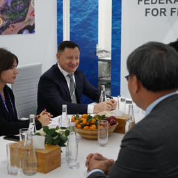 Основная миссия Russian Fish – способствовать выполнению задачи, поставленной перед отраслью президентом России, – довести экспорт рыбопродукции к концу 2024 г. до 8,5 млрд долларов