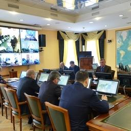Организацию и результаты промысла обсудили на заседании штаба охотоморской путины сезона «А». Фото пресс-службы Росрыболовства