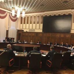 Вопросы рыбной отрасли обсуждались на совещании, которое проводил в мае в Хабаровске заместитель генерального прокурора Юрий Гулягин. Фото пресс-службы Минвостокразвития