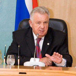Виктор ИШАЕВ