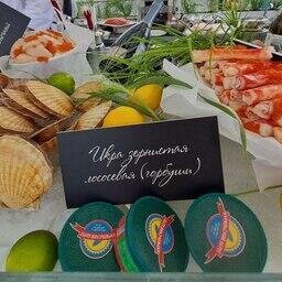 Также здесь участники форума могут увидеть продукцию дальневосточных рыбаков и отведать рыбных блюд