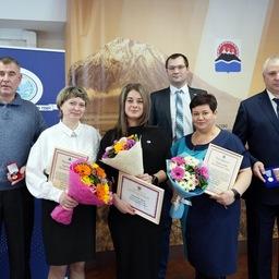 Сотрудники КамчатНИРО получили награды за безупречную профессиональную деятельность и достижения в сфере рыбохозяйственной науки. Фото пресс-службы ВНИРО