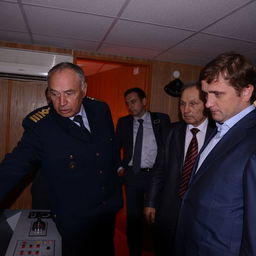 Глава Росрыболовства посмотрел учебные аудитории, тренажерные помещения, а также библиотеку, музей и молодежный культурный центр. Фото центра общественных связей ФАР