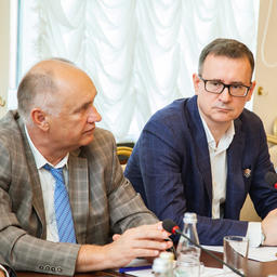 Президент Союза рыбопромышленников Запада Сергей МАСЛОВ и член Общественного совета при Росрыболовстве Эдуард КЛИМОВ