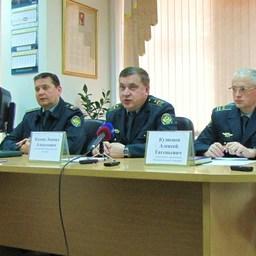 Начальник Владивостокской таможни Леонид КАНИН, заместитель начальника Алексей КУЗНЕЦОВ и первый заместитель Константин ГЕРАСИМОВ