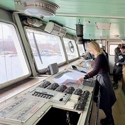 Российские суда основные ремонты должны осуществлять на отечественных верфях, считает председатель Хабаровского Крайрыбакколхозсоюза Ольга БУЛКОВА. Фото пресс-службы отраслевого объединения