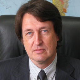 Олег БРАТУХИН