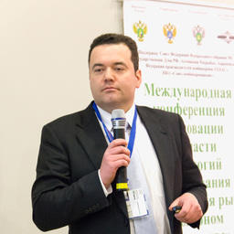 Технолог компании Insta-Pro Дэйв АЛЬБИН