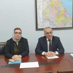 Председатель комитета по рыбному хозяйству Дагестана Хадижат ШАМХАЛОВА и вице-премьер республики Нариман АБДУЛМУТАЛИБОВ. Фото пресс-службы регионального правительства
