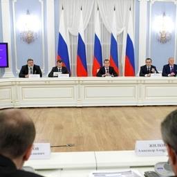 Совещание о перспективах развития рыбохозяйственного комплекса Российской Федерации, сентябрь 2012. Фото пресс-службы Правительства РФ.
