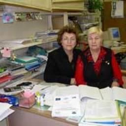 Антонина Подкорытова и Мария Суховеева