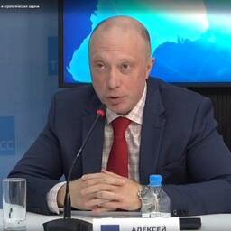 Президент Ассоциации добытчиков минтая Алексей БУГЛАК. Скриншот видеотрансляции «ТАСС Дальний Восток»