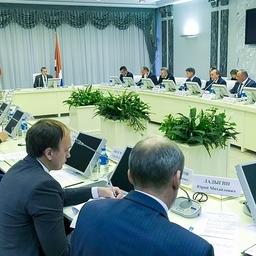 Вице-премьер – полномочный представитель президента на Дальнем Востоке Юрий ТРУТНЕВ провел совещание по вопросам рыбной отрасли. Фото пресс-службы полпреда.