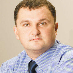 Александр ЕФРЕМОВ