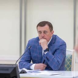 Транспортировка грузов по Севморпути через Корсаков рассматривалась на региональном совете по инвестиционной деятельности. Фото пресс-службы правительства Сахалинской области