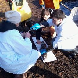 Студенты Мурманского государственного технического университета посетили рыбоучетное заграждение на реке Кола. Фото пресс-центра МГТУ