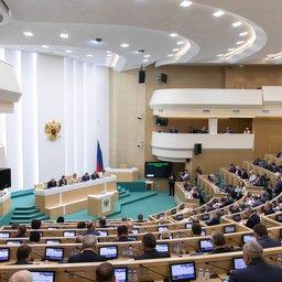 Дни российских железных дорог прошли в Совете Федерации. Фото пресс-службы верхней палаты