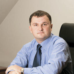 Александр ЕФРЕМОВ